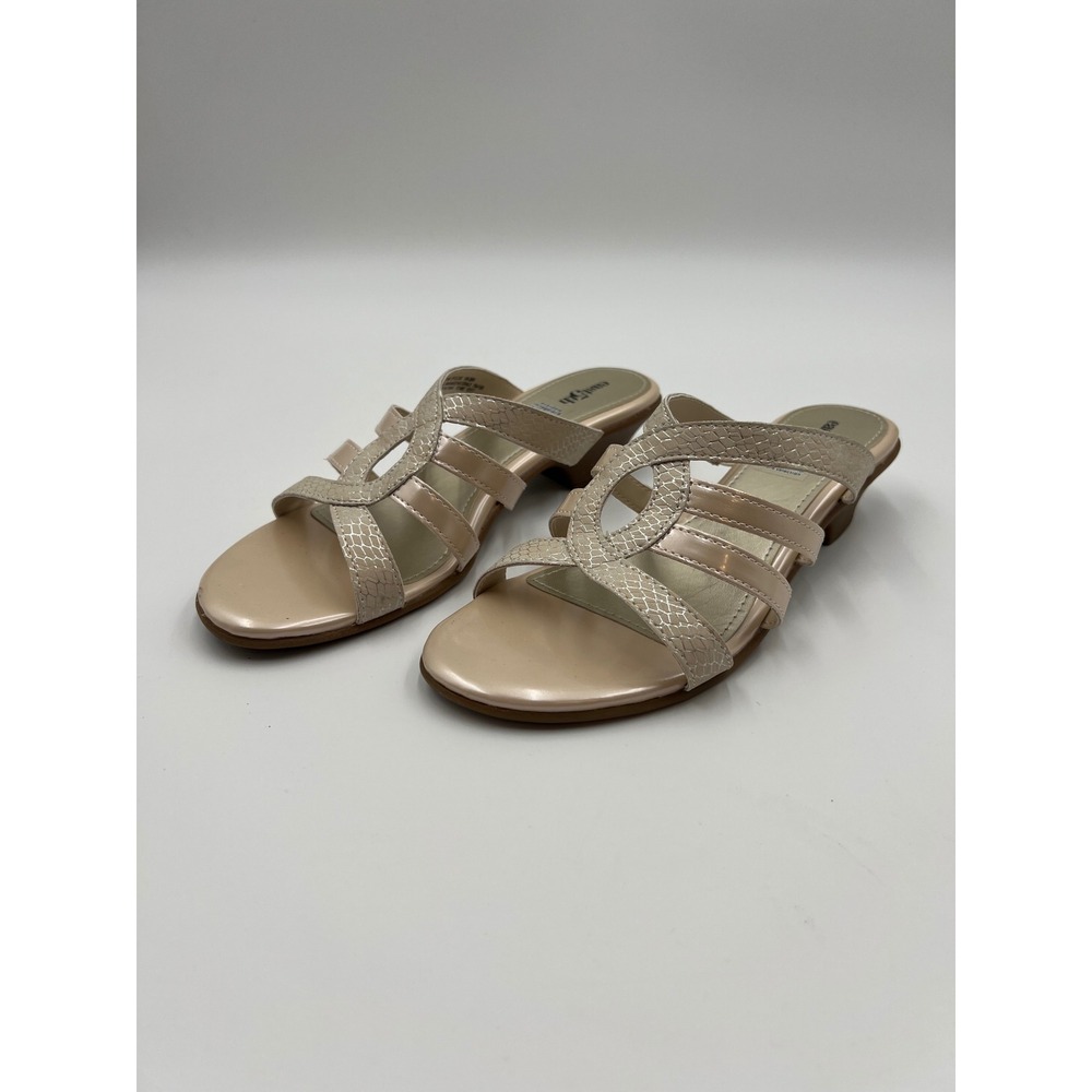 East 5th Eloise Champagne Beige Strappy Kitten Heel Sandals 8.5M 106-2004